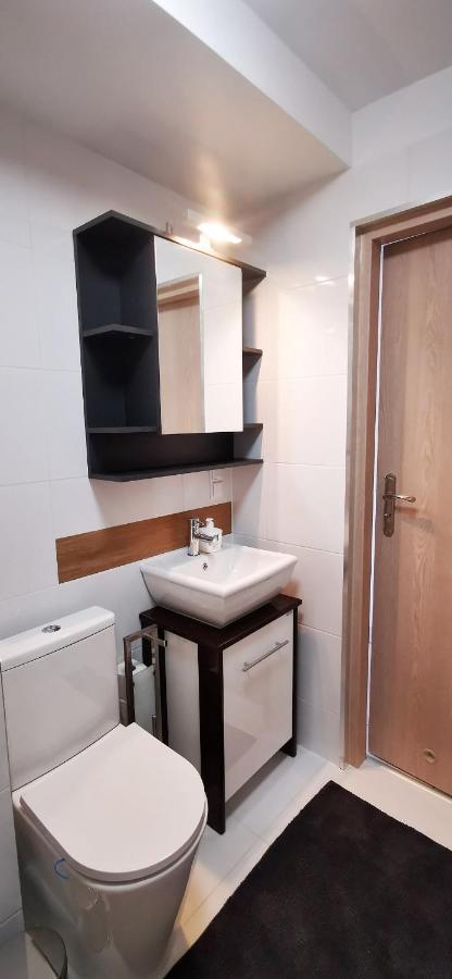 Klimatyczny Apartament Nr 8 Z Widokiem Na Gory Sowie Bielawa  Kültér fotó