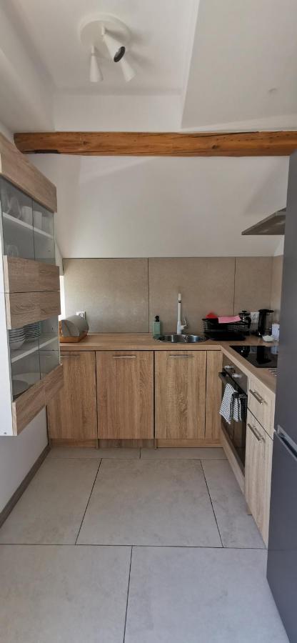 Klimatyczny Apartament Nr 8 Z Widokiem Na Gory Sowie Bielawa  Kültér fotó