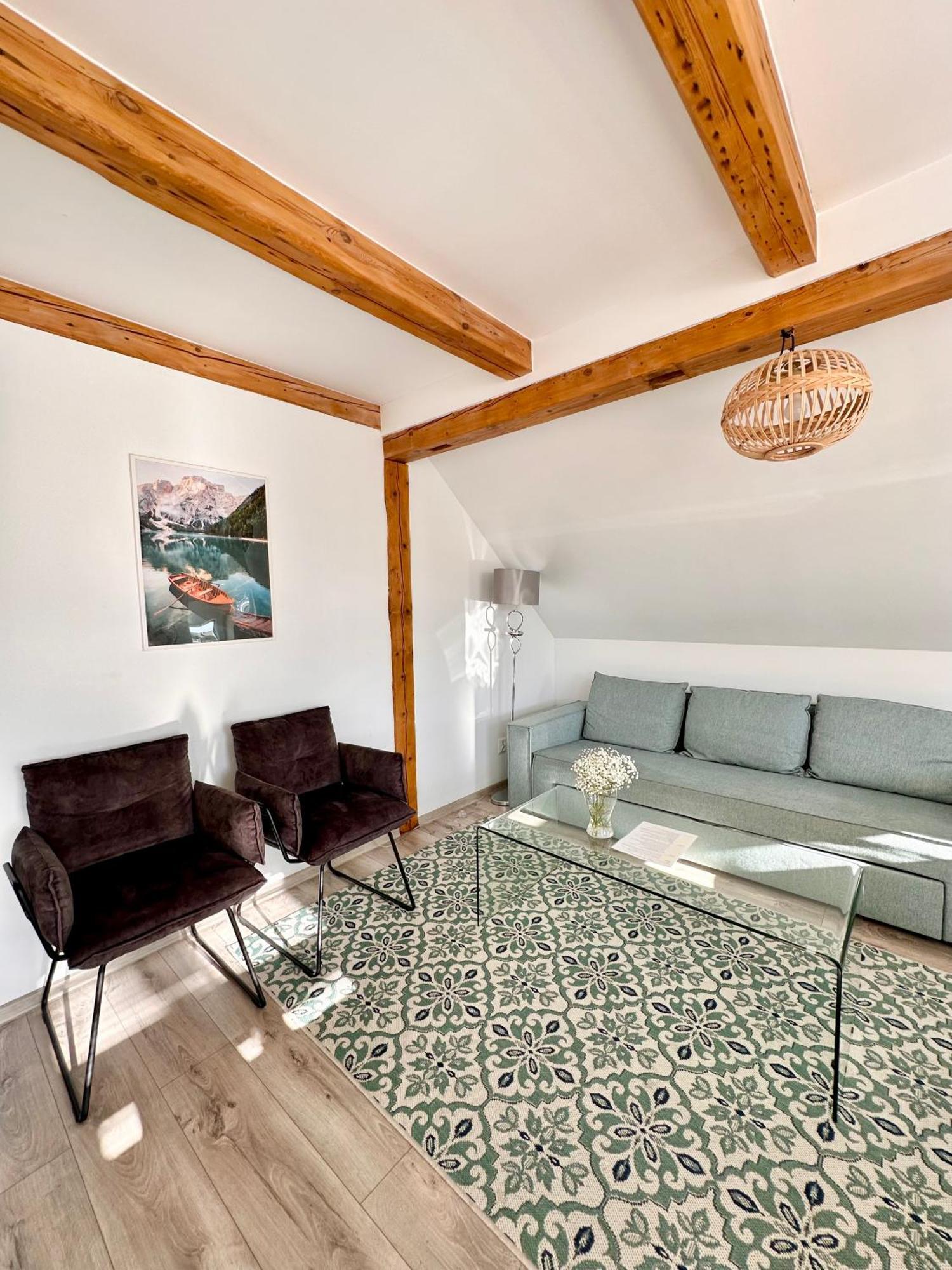 Klimatyczny Apartament Nr 8 Z Widokiem Na Gory Sowie Bielawa  Kültér fotó